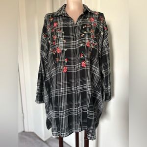 Zara button down shirt dress tunic with floral embroidery around chest size M